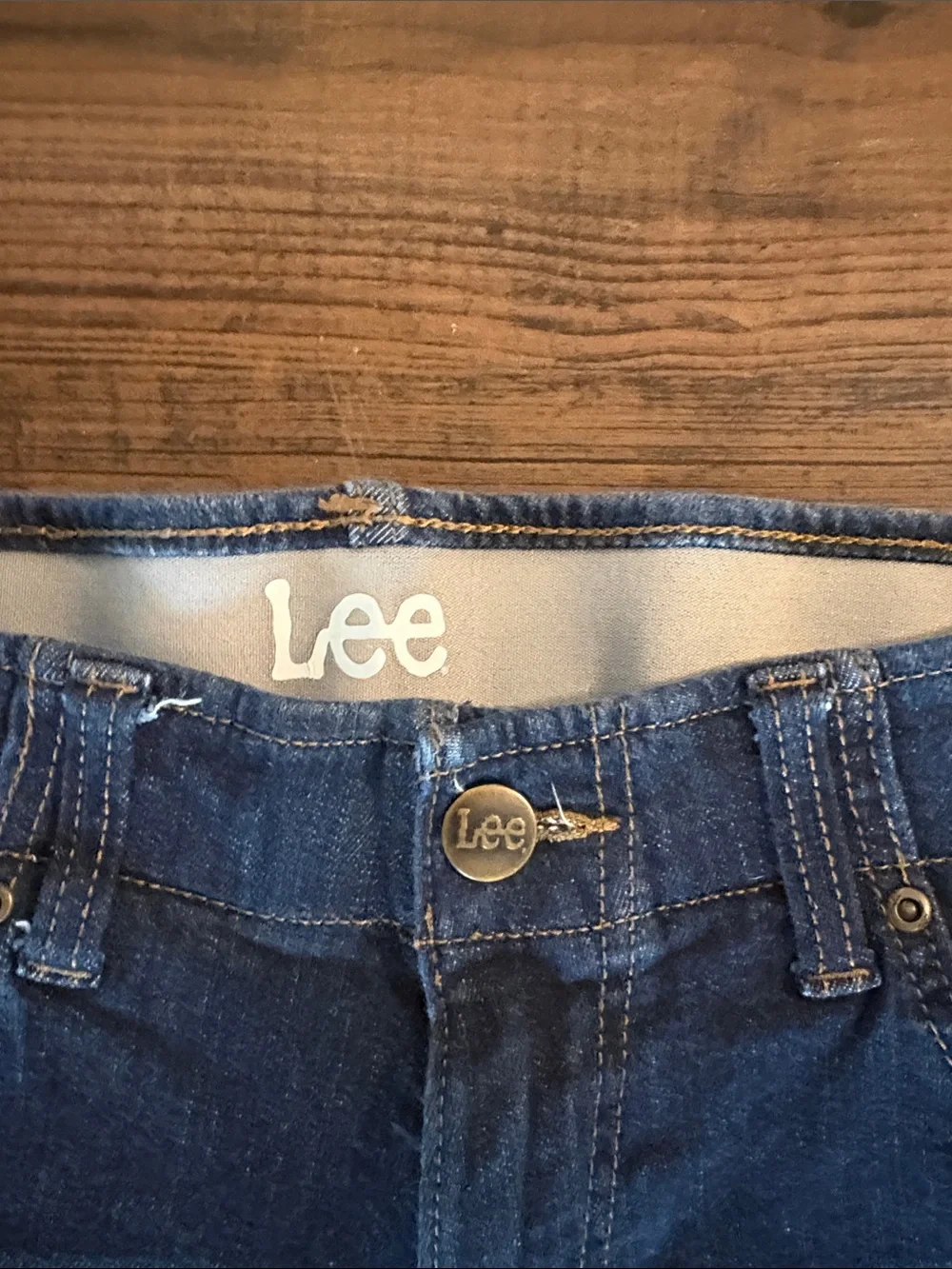 Lee ladies Straight Jeans size 29x30 - Picture 2 of 5